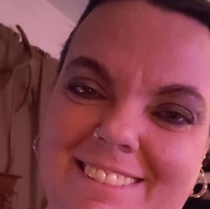 Meet your Posher, Bobbi